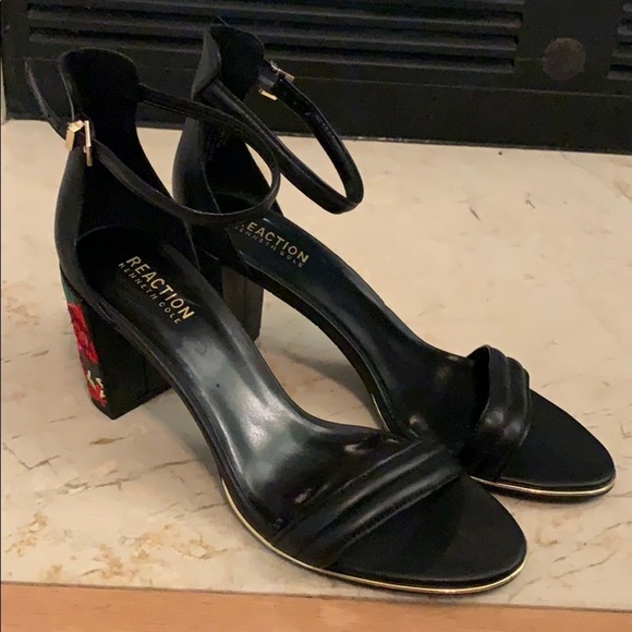 Kenneth Cole Reaction Lolita Embroidered Heels 9.5 - Picture 6 of 6